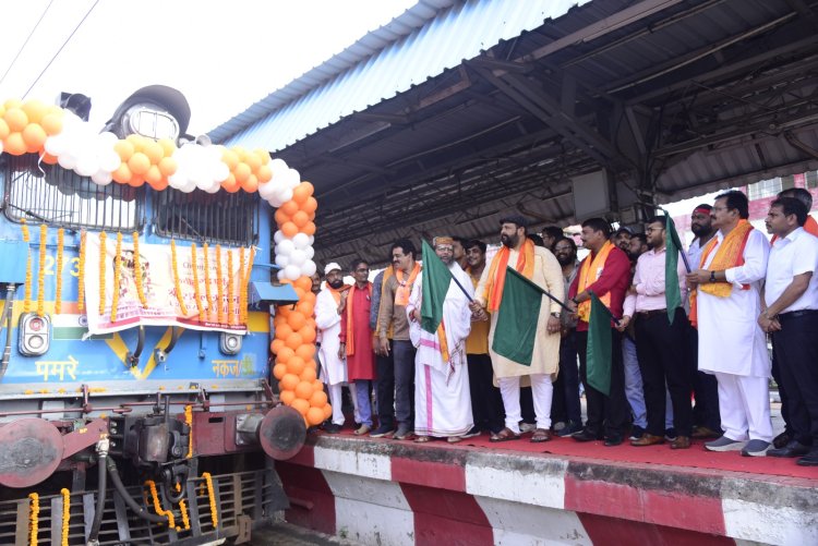 श्री रामलला दर्शन योजना के तहत संभाग से 850 श्रद्धालु अयोध्या दर्शन के लिए हुए रवाना,अयोध्या धाम व काशी विश्वनाथ का भी करेंगे दर्शन 