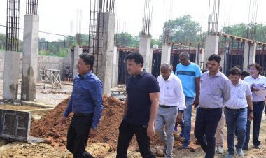 *कलेक्टर ने चल रहे  निर्माण कार्यों का किया निरीक्षण कर, पूरी गुणवत्ता के साथ समय सीमा में पूरा करने दिए निर्देश*,जिले को जल्द ही मिलेगी अंतर्राष्ट्रीय स्तर के कबड्डी और हॉकी मैदान की सौगात