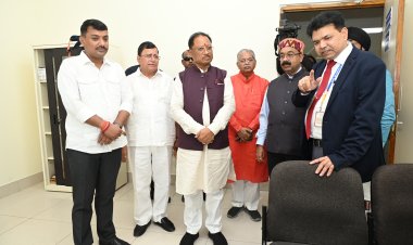 *दो सौ करोड़ की लागत से सिम्स सुपर स्पेशलिटी हॉस्पिटल का हुआ लोकार्पण,मुख्यमंत्री ने हॉस्पिटल का अवलोकन कर विभिन्न सुविधाओं का लिया जायजा,बिलासपुर सहित सरगुजा संभाग के लोगों को मिलेगी बेहतर स्वास्थ्य सुविधा