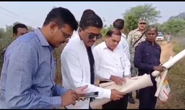 गिरदावरी का सत्यापन करने खेतों में उतरे कलेक्टर,खरीदी केन्द्र पहुंचकर तैयारी का लिया जायजा*