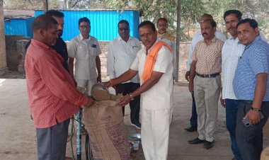 *जिले में समर्थन मूल्य पर धान खरीदी आज से, केन्द्रों में सभी तैयारियां पूरी*  *कमाण्ड सेंटर से की जाएगी खरीदी केन्द्रों की निगरानी