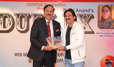 प्रमिला धीरज टोकस विधायक आर.के.पुरम ने वेब सीरीज "डुप्लेक्स" के सीजन 1 के कलाकारों और क्रू को प्रोत्साहित किया