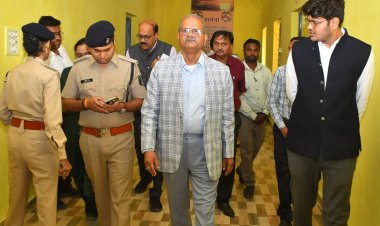 *मानवाधिकार आयोग के कार्यवाहक अध्यक्ष गिरिधारी नायक ने जिला जेल, अस्पताल,थाना सिटी कोतवाली, वृद्धाश्रम, बालगृह व छात्रावास का किया निरीक्षण