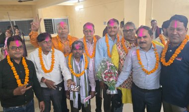 *प्रेस क्लब गृह निर्माण चुनाव : निर्विरोध चुने गए संजीव पांडेय और इरशाद अली*, बिलासपुर प्रेस क्लब गृह निर्माण सहकारी समिति मर्यादित का चुनाव संपन्न