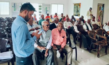 70 प्लस 35 वरिष्ठजनों का बनाया गया आयुष्मान वय वंदना कार्ड