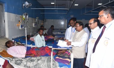 *संभागायुक्त कावरे ने सिम्स अस्पताल का किया निरीक्षण*,विभिन्न वार्डों में पहुंचकर सुविधाओं का लिया जायज़ा