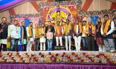 *सात दिवसीय माता परमेश्वरी महोत्सव के अंतिम दिन देवांगन समाज द्वारा निकाली भव्य में ऐतिहासिक शोभायात्रा*  *माता परमेश्वरी को नम आंखों से दी विदाई