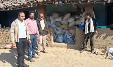 *कलेक्टर के निर्देश पर  अवैध रूप से भंडारित 282 क्विंटल धान जब्त*