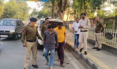 *एसपी के निर्देश पर सटोरियों पर कार्रवाई,अलग अलग क्षेत्र से सटोरिया पकड़ाए, पुलिस ने निकला जुलूस*