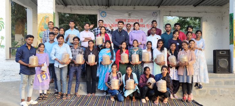 *मशरूम उत्पादन से आय संवर्धन और आजीविका सुरक्षा पर प्रशिक्षण सम्पन्न*