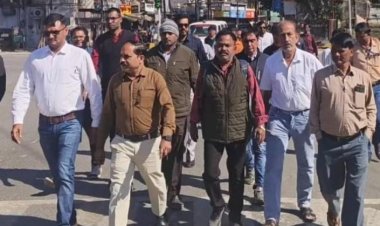 * पत्रकार मुकेश चंद्राकर की हत्या के विरोध बिलासपुर प्रेस क्लब में आपात बैठक, मौन जुलूस निकालकर सौंपा ज्ञापन... न्याय की मांग और पत्रकार सुरक्षा पर जोर*