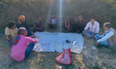 लालपुर थाना अंतर्गत ग्राम मोहडण्डा नदी किनारे मे जुआ खेलते पाये से 02 प्रकरण मे 08 आरोपियों के कब्जे से नगदी 17310 रूपये व 52 पत्ती तास जप्त