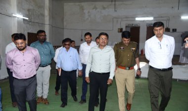 *कलेक्टर-एसपी पहुंचे रतनपुर और कोटा,स्ट्रांग रूम सहित तैयारियों का लिया जायजा,कोटवारों और सचिवों की बैठक लेकर दिए निर्देश*