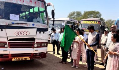 *कलेक्टर एवं जिला निर्वाचन अधिकारी ने मतदान दलों को हरी झंडी दिखाकर किया रवाना* मुंगेली जनपद क्षेत्र अंतर्गत मे कल मतदान