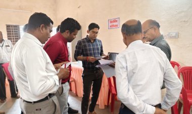 *जिला पंचायत सीईओ ने किया मतदान सामाग्री वितरण-वापसी केन्द्र सारधा लोरमी का निरीक्षण*  *मतदान सामाग्री वितरण 19 फरवरी को, 20 फरवरी को होगा मतदान