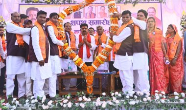 *उपमुख्यमंत्री विजय शर्मा नगर पंचायत सहसपुर लोहारा और बोड़ला नगरीय निकायों के शपथ ग्रहण कार्यक्रम में शामिल हुए*