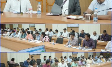 *कलेक्टर अजीत वसंत ने की विभागों की समीक्षा: विभागीय जाँच वाले प्रकरणों पर जाँच रिपोर्ट शीघ्र प्रस्तुत करने कलेक्टर ने दिए निर्देश, किसान पंजीयन का कार्य एक सप्ताह में पूर्ण करने तहसीलदारों को निर्देश*