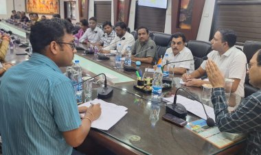 *कलेक्टर ने ली राइस मिलर्स की बैठक, बचे धान की नीलामी में हिस्सा लेने दिए निर्देश,13 मई को नीलामी का दूसरा चरण*