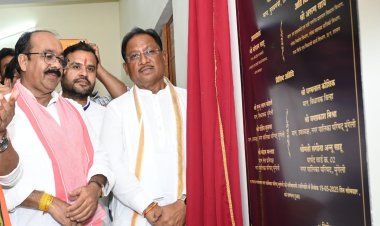 *मुख्यमंत्र विष्णु देव साय ने किया मुंगेली प्रेस क्लब के नवनिर्मित भवन का लोकार्पण,पत्रकारों को दी बधाई शुभकामनाए*