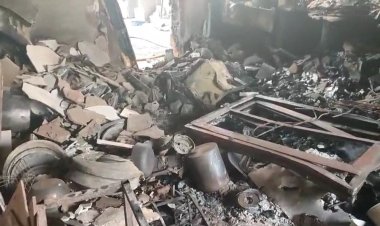 फ्रिज का कंप्रेशर् फटने से मकान में लगी आग…करोड़ों नुकसान