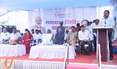 *जिले के प्रभारी सचिव मनोज पिंगुआ मस्तूरी ब्लाक के बकरकुदा में आयोजित समाधान शिविर में हुए शामिल*