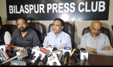 *बिलासपुर में वक्फ बोर्ड अध्यक्ष सलीम राज का बड़ा बयान! कहा तीन महीने के अंदर अगर वक्फ के किराएदारों ने नया एग्रीमेंट नहीं किया तो बेदखली की कार्रवाई की जाएगी* वक्फ संपत्तियों पर काबिज लोगों के खिलाफ की जाएगी कार्यवाही,,कलेक्टरों को लिखा गया है पत्र.