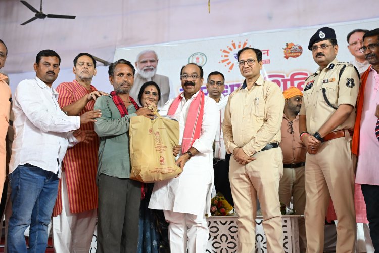 *समाधान शिविर में शामिल हुए उप मुख्यमंत्री साव, कहा बिलासपुर के विकास के लिए पैसों की नहीं होगी कमी*