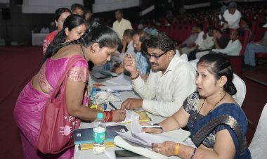 *अतिशेष प्रधान पाठकों और सहायक शिक्षकों की काउंसिलिंग प्रक्रिया हुई पूरी,15 प्रधानपाठक में 14 और 287 सहायक शिक्षक में से 266 हुए शामिल*,300 अतिशेष का किया गया समायोजन,2 दिव्यांग को रखा गया यथावत