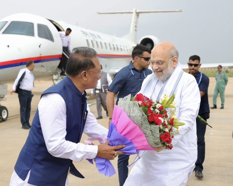 *Breaking: गृह मंत्री अमित शाह आज दो दिवसीय दौरे पर पहुंचे, राजधानी में सीएम विष्णु देव साय सहित बीजेपी के वरिष्ठ नेताओं ने किया स्वागत*