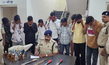*सिविल लाइन पुलिस का बड़ा एक्शन: मिनी बस्ती में रात भर की गई छापेमार कार्रवाई,9 गिरफ्तार हथियार व शराब जप्त*