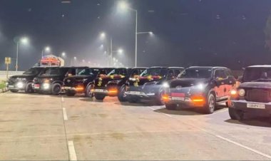 *नेशनल हाईवे की सड़क में रास्ते पर रसूखदारों ने हाईवे जामकर बनाई  रील,मामले के तूल पकड़ने पर  पुलिस ने की दिखावे की कार्यवाही*