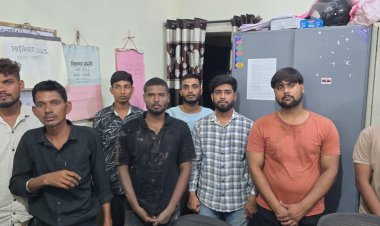 *सकरी पुलिस द्वारा चेकिंग अभियान में दो आरोपी को धारदार चाकू के साथ किया गिरफ्तार,12 अन्य शराबखोरी करते पकड़ाए*