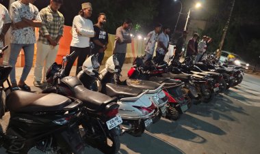 *बिना नंबर प्लेट गाड़ियों पर ट्रैफिक पुलिस की कार्रवाई : 5 बाइक जप्त,17 पर चालानी कार्रवाई*