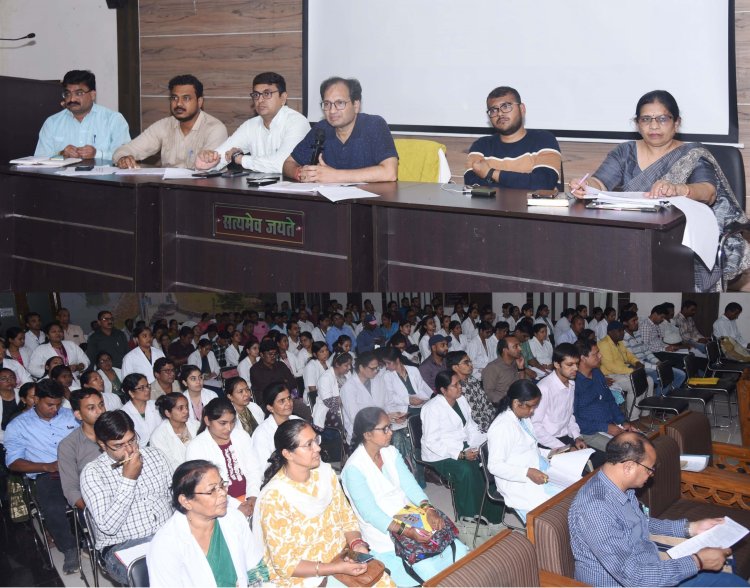   *कलेक्टर ने की स्वास्थ्य विभाग के कामकाज की समीक्षा,आयुष्मान कार्ड, वय वंदन, एएनसी एवं सिकल सेल जांच पर दिया जोर*