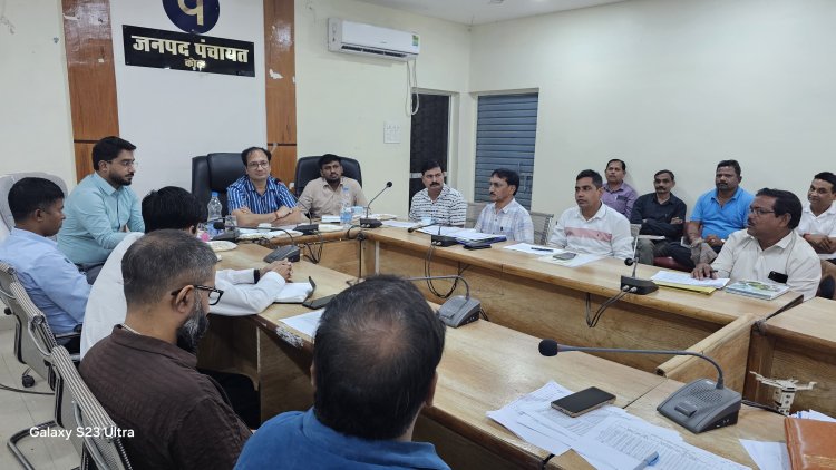 *कलेक्टर ने कोटा में ली कृषि, राजस्व एवं सहकारी समितियों की संयुक्त बैठक*