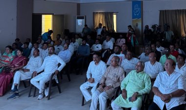 *वोट चोरी के खिलाफ कांग्रेस का हल्ला बोल – राजीव भवन में वीडियो प्रेज़ेंटेशन की विशेष स्क्रीनिंग*