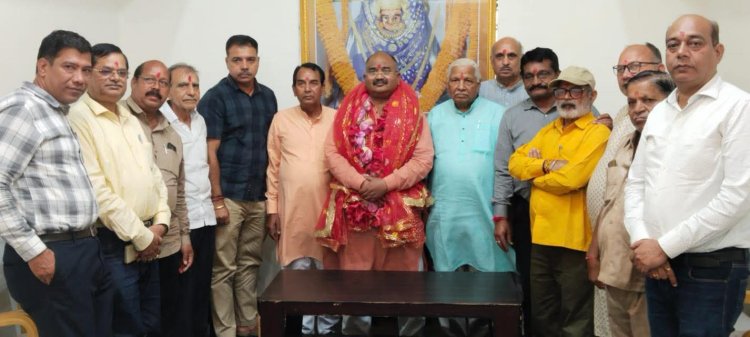 *महामाया मंदिर ट्रस्ट रतनपुर के एक बार फिर अध्यक्ष चुने गए आशीष सिंह ठाकुर*