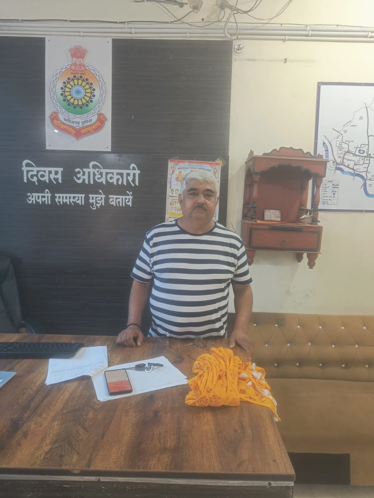 *जमीन का फर्जी पेपर तैयार कर दूसरे को बेच दी जमीन फरार आरोपी गिरफ्तार: पूर्व में चार आरोपी की हो चुकी हैं गिरफ्तारी*