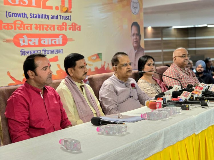 *जीएसटी 2.0 का अनोखे अंदाज में उत्सव, रोशनी देना भाजपा की परंपरा :- अमर अग्रवाल*