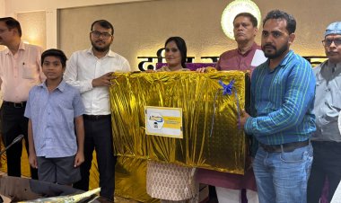 *स्मार्ट टीवी से पढ़ेंगे जिले के बच्चें*,शुरुआत नगर निगम क्षेत्र से हुई,जिले के 1100 मिडिल और प्राइमरी स्कूलों में जनसहयोग से दी जाएगी टीवी,*शहर के 31 स्कूलों को बांटी गई स्मार्ट टीवी,महापौर,सभापति और निगम कमिश्नर ने किया वितरण*