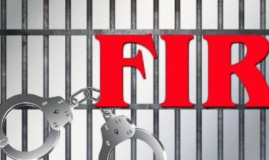 *धान खरीदी में अनियमितता: खरीदी प्रभारी पर एफआईआर दर्ज*  *65 लाख रूपए से अधिक कीमत के धान का गबन*