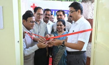 *जिला अस्पताल में जन औषधि केंद्र के नए भवन का शुभारंभ*,संभागायुक्त कलेक्टर ने फीता काटकर किया शुभारंभ