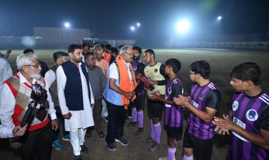 छत्तीसगढ़ फुटबॉल चैंपियंस लीग मेट्स पैंथर्स को 1-0 से हराकर ब्रह्मविद एफसी बनी चैंपियन,  सांसद बृजमोहन अग्रवाल ने खिलाड़ियों को पुरस्कृत किया