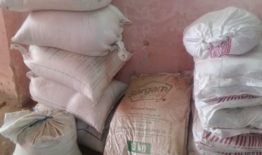 *कार्रवाई : साल की पहली कार्रवाई,अवैध रूप से धान भंडारित 75 बोरी धान जब्त*