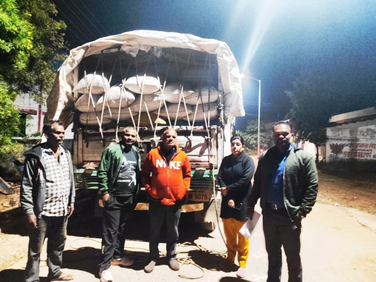 *अवैध धान भंडारण के खिलाफ प्रशासन की कार्रवा जारी: साढ़े 7 लाख रुपए के 600 बोरी धान जब्त*