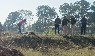 *बड़ी ख़बर : पूर्व सरपंच की धारदार हथियार से हत्या, सिर व चेहरे पर कई वार, चुनावी रंजिश हो सकती हैं वजह*