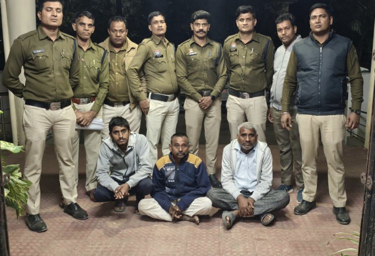 ग्राम नेवासपुर मे जमीन विवाद को लेकर हुये हत्या के   03 आरोपियों को मुंगेली पुलिस ने किया गिरफ्तार, भेजा जेल