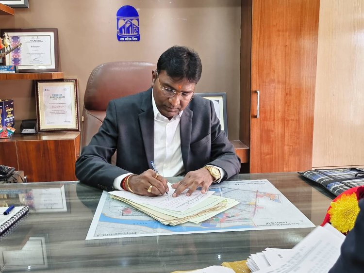*निगम के नए कमिश्नर प्रकाश कुमार सर्वे ने किया पदभार ग्रहण : कहा शासन की योजनाओं को बेहतर तरीके से समय पर पूरा करना प्राथमिकता*