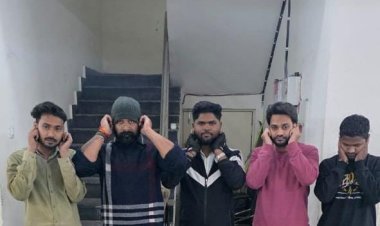 *स्पा सेंटरो में सिविल लाइन पुलिस की दबिश,5 गिरफ्तार*