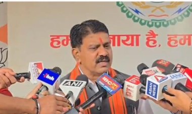 *ब्रेकिंग: होम मिनिस्टर विजय शर्मा का बड़ा बयान,एएसपी राजेंद्र जायसवाल को सस्पेंड कर जांच की जाए, कभी भी हो सकती हैं एएसपी पर कार्रवाई*